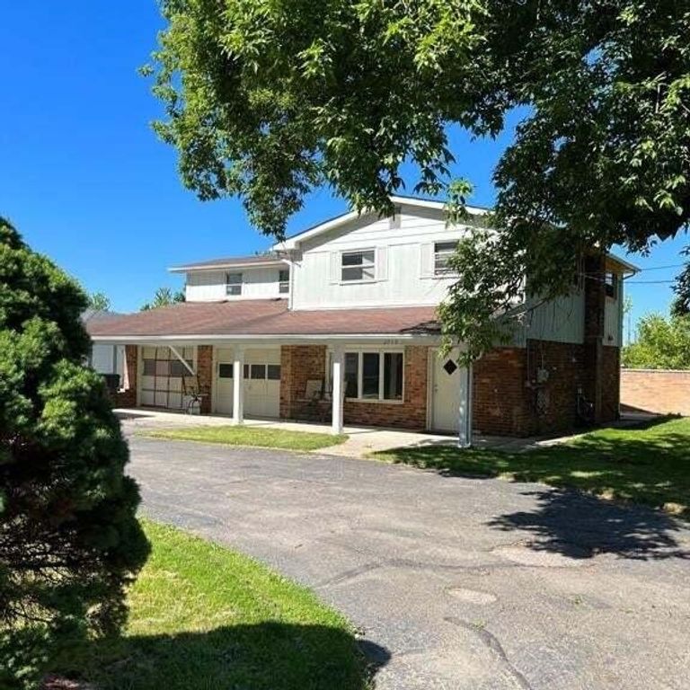 2948 Alexander Street, Rochester Hills, MI 48309