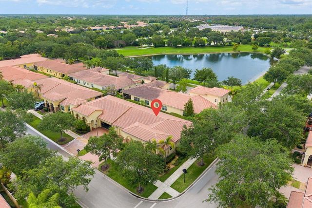 10099 SW Duccio Lane, Port Saint Lucie, FL 34986