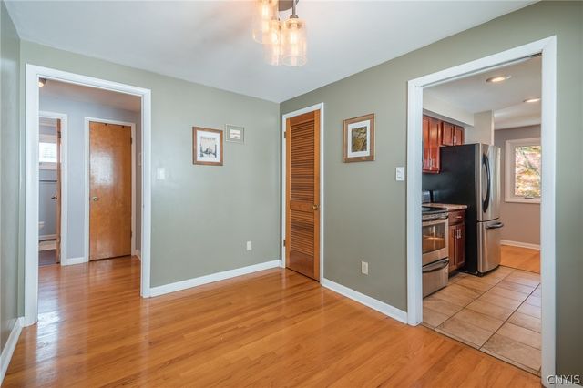 122 Atkinson Ave, Syracuse, NY 13207