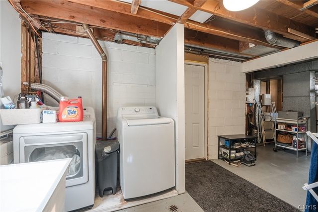 122 Atkinson Ave, Syracuse, NY 13207