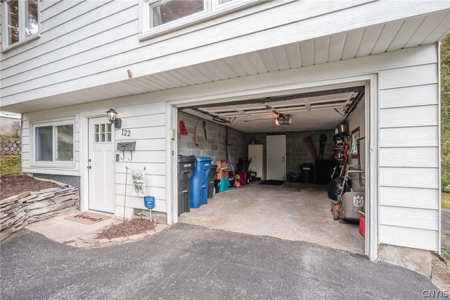 122 Atkinson Ave, Syracuse, NY 13207