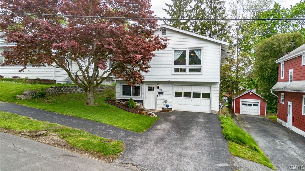 122 Atkinson Ave, Syracuse, NY 13207
