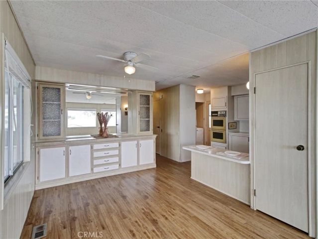 2550 Pacific Coast 117, Torrance, CA 90505