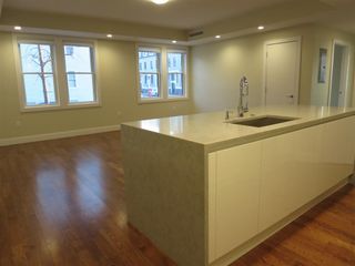 906 East 2nd 101, Boston, MA 02127