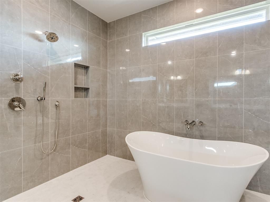 Image 37 of property listing at 1120 Jozie Way, Tuttle, OK 73089