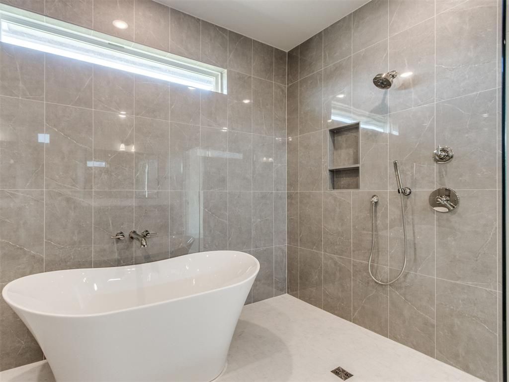 Image 38 of property listing at 1120 Jozie Way, Tuttle, OK 73089