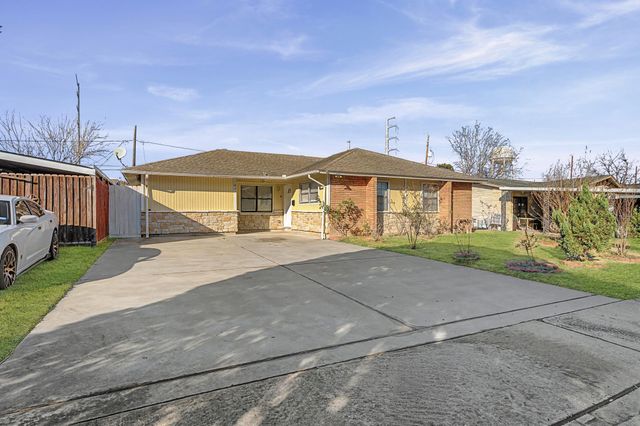 823 Marleen Street, Houston, TX 77034