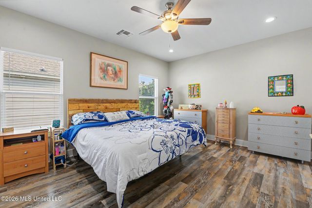5114 Oak Street, Bay Saint Louis, MS 39520