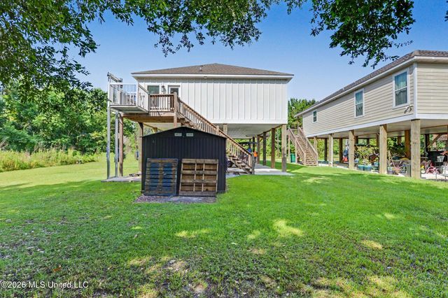 5114 Oak Street, Bay Saint Louis, MS 39520