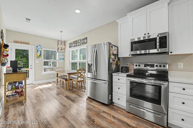 5114 Oak Street, Bay Saint Louis, MS 39520