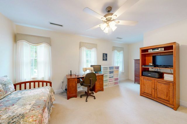 23 Turtlebrook Way, Medfield, MA 02052