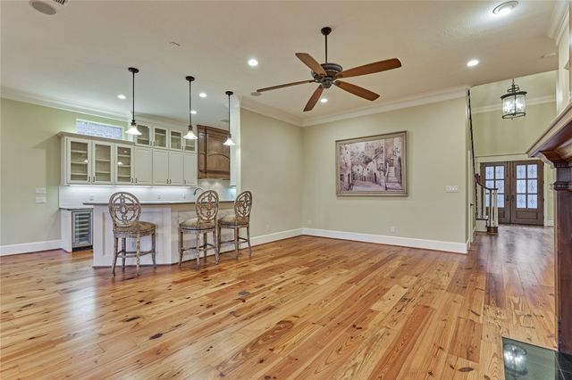 102 Winthrop Harbor S, Montgomery, TX 77356