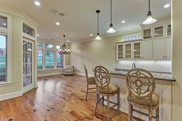 102 Winthrop Harbor S, Montgomery, TX 77356