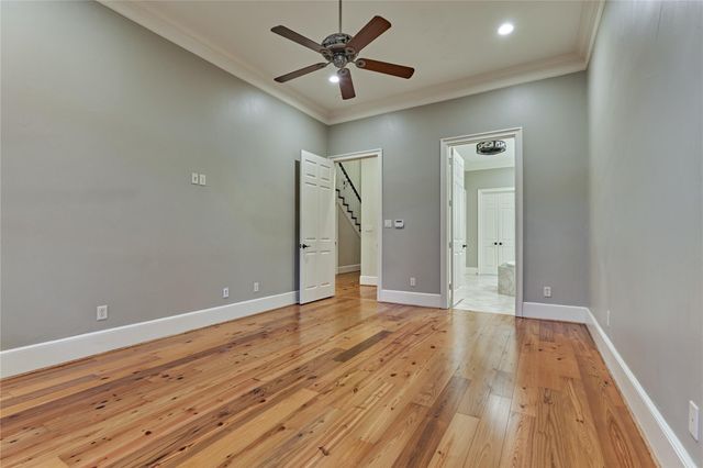 102 Winthrop Harbor S, Montgomery, TX 77356