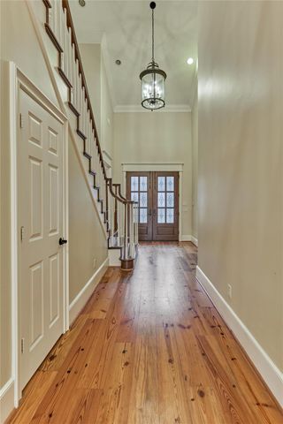 102 Winthrop Harbor S, Montgomery, TX 77356