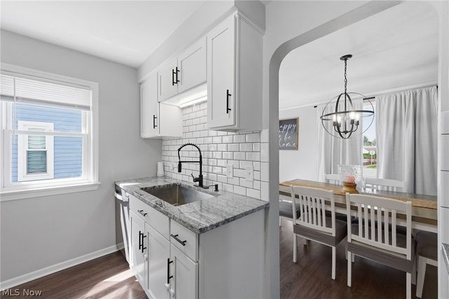 8303 Snow Road, Parma, OH 44129