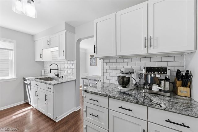 8303 Snow Road, Parma, OH 44129