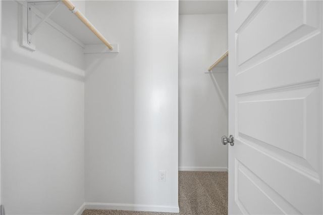 19427 Lincoln Street, Spring Hill, KS 66083