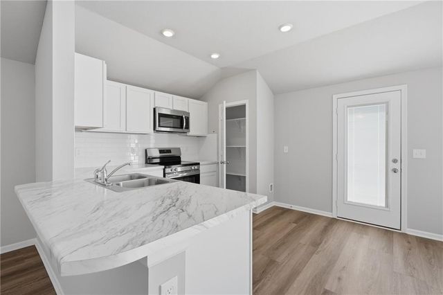 19427 Lincoln Street, Spring Hill, KS 66083