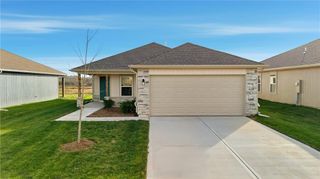 19427 Lincoln Street, Spring Hill, KS 66083