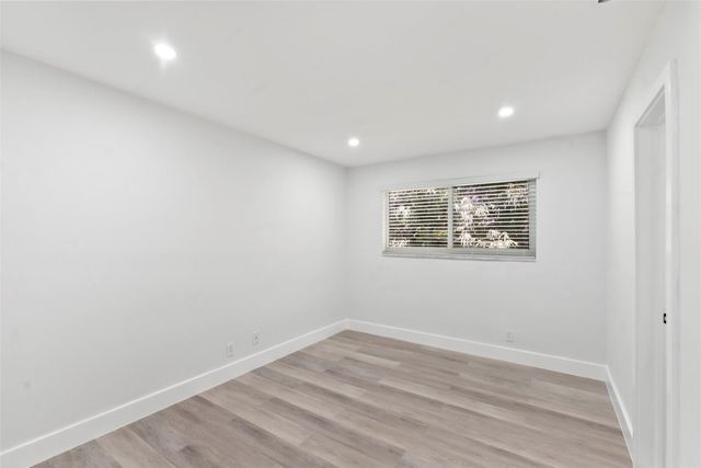 1101 NE 18th Avenue 8, Fort Lauderdale, FL 33304