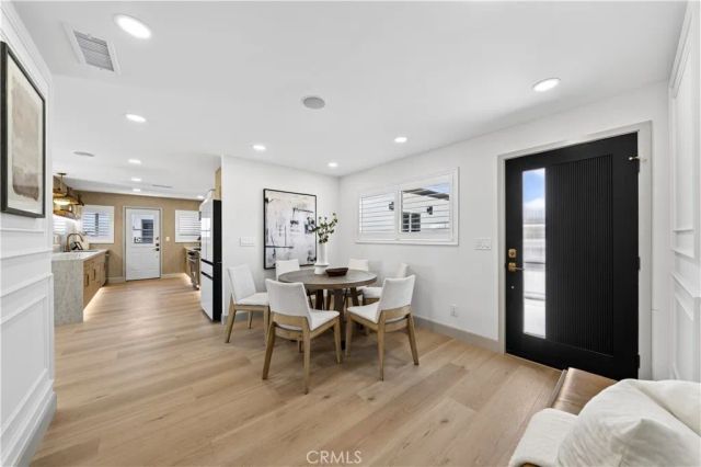 6272 Chinook, Westminster, CA 92683