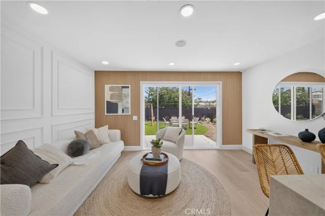 6272 Chinook, Westminster, CA 92683