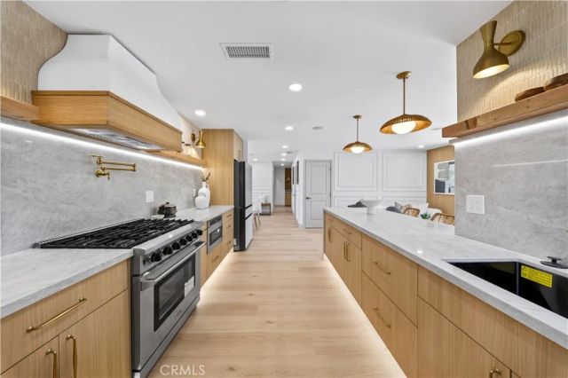 6272 Chinook, Westminster, CA 92683