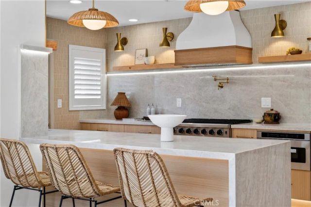 6272 Chinook, Westminster, CA 92683