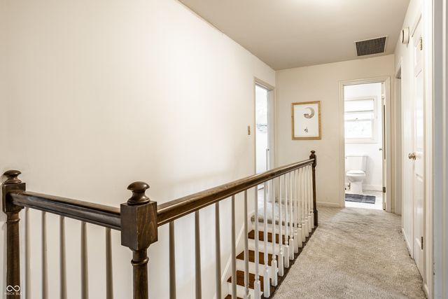 1185 Starkey Road, Zionsville, IN 46077