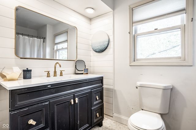 1185 Starkey Road, Zionsville, IN 46077
