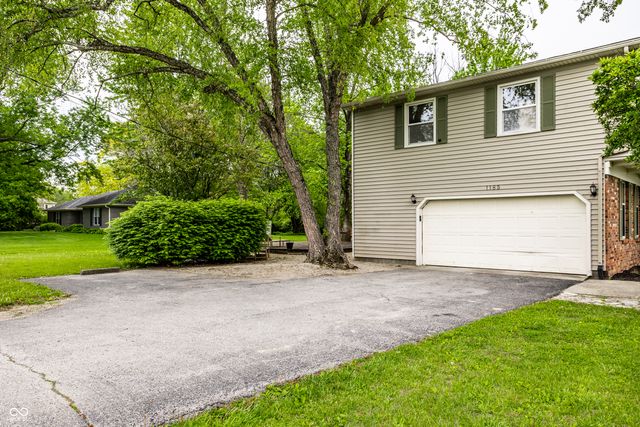 1185 Starkey Road, Zionsville, IN 46077