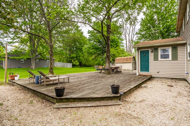 1185 Starkey Road, Zionsville, IN 46077