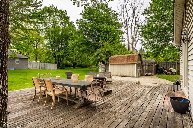 1185 Starkey Road, Zionsville, IN 46077