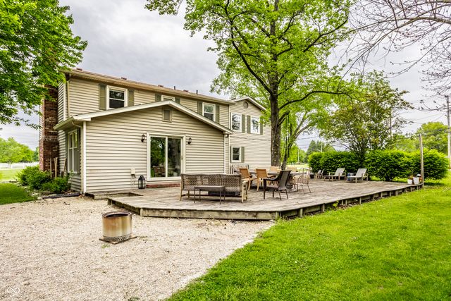 1185 Starkey Road, Zionsville, IN 46077