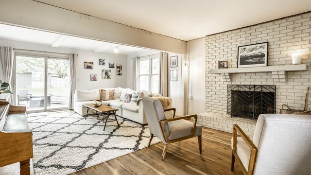 1185 Starkey Road, Zionsville, IN 46077