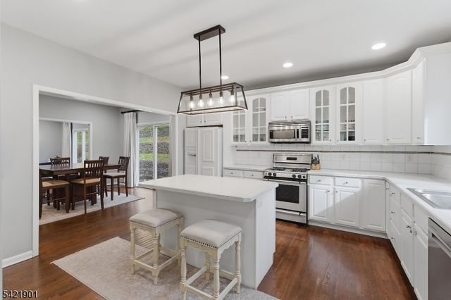 8 Clearview Rd, Springfield Twp., NJ 07081