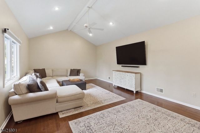 8 Clearview Rd, Springfield Twp., NJ 07081