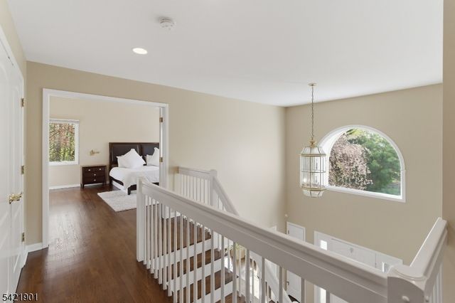 8 Clearview Rd, Springfield Twp., NJ 07081