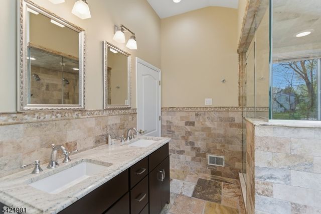 8 Clearview Rd, Springfield Twp., NJ 07081