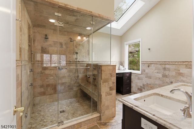 8 Clearview Rd, Springfield Twp., NJ 07081