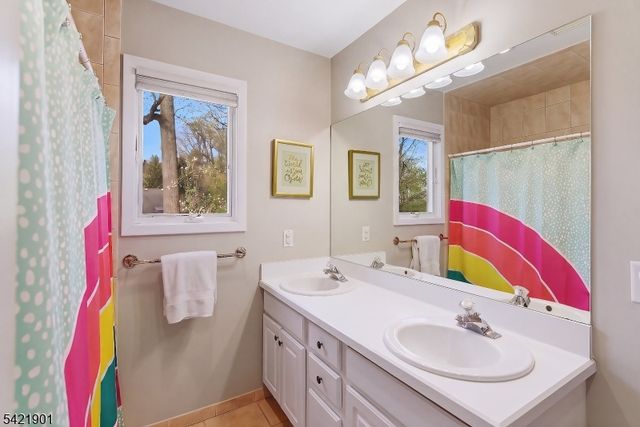 8 Clearview Rd, Springfield Twp., NJ 07081