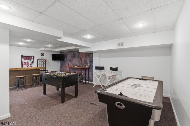 8 Clearview Rd, Springfield Twp., NJ 07081