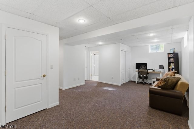 8 Clearview Rd, Springfield Twp., NJ 07081