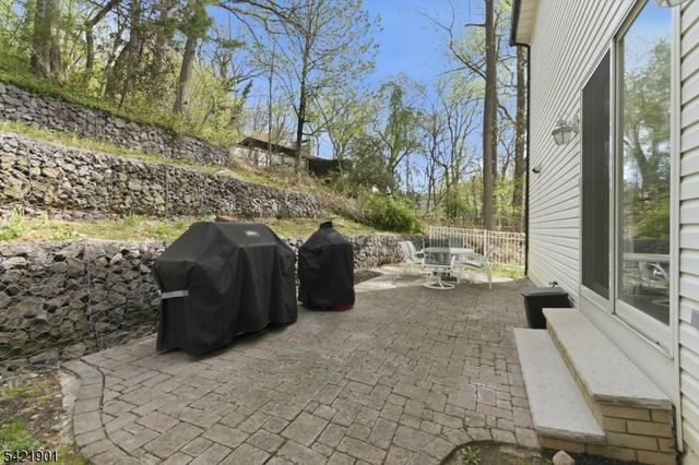 8 Clearview Rd, Springfield Twp., NJ 07081