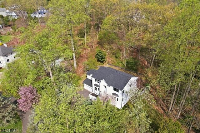 8 Clearview Rd, Springfield Twp., NJ 07081