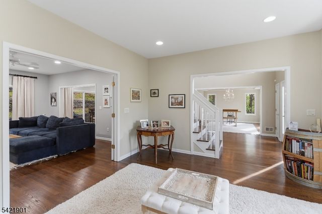 8 Clearview Rd, Springfield Twp., NJ 07081