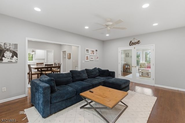 8 Clearview Rd, Springfield Twp., NJ 07081