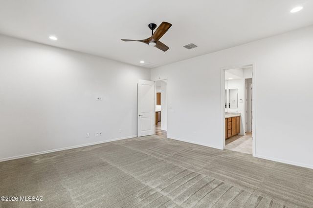 12862 N Geyser Valley Street, Oro Valley, AZ 85755