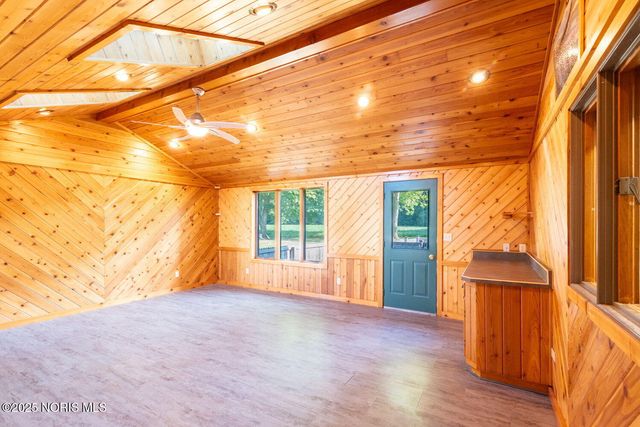 222 Lakeview Drive, Bryan, OH 43506